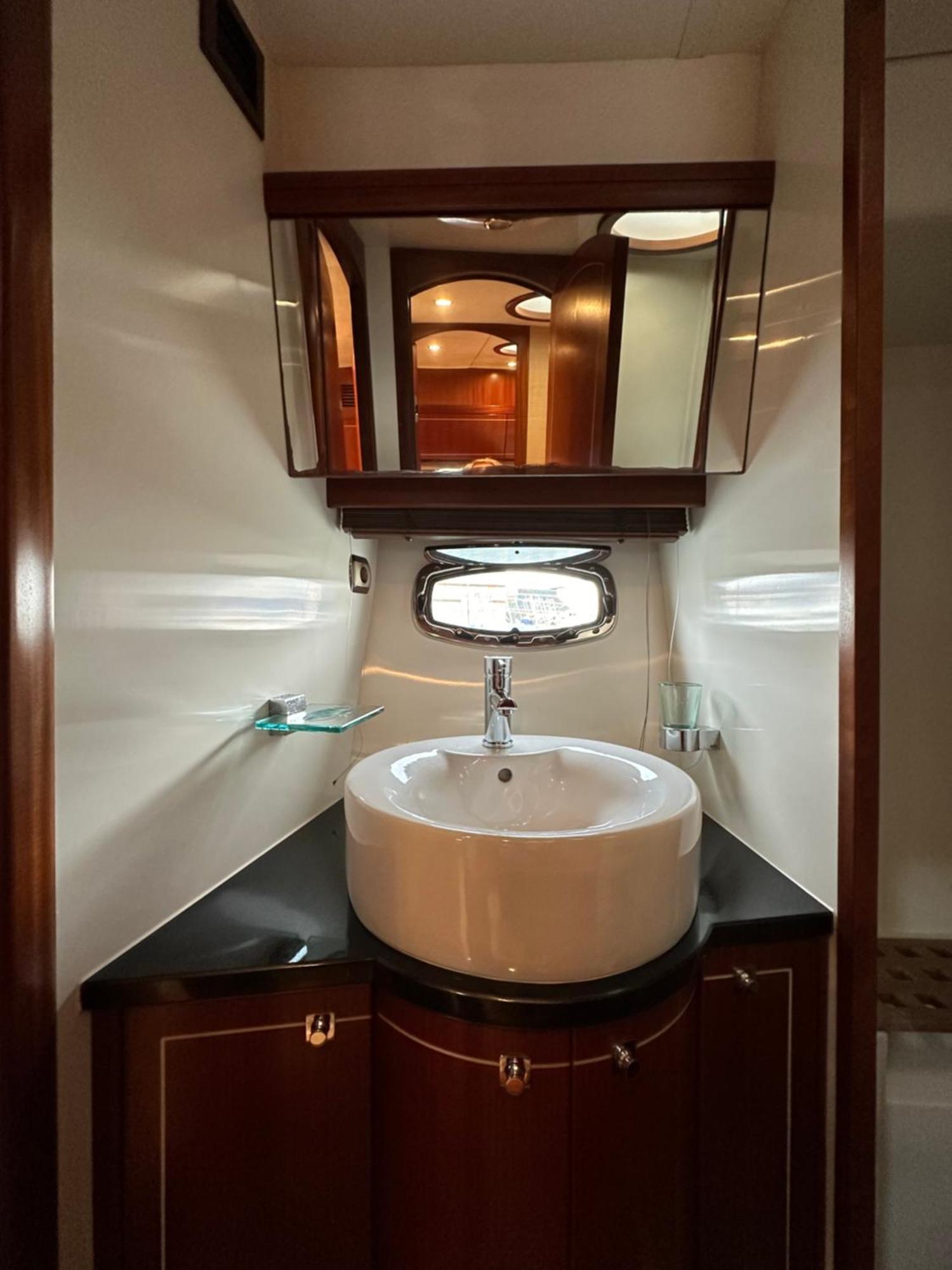 Yacht Pegasus II Hotel Barcelona Ngoại thất bức ảnh