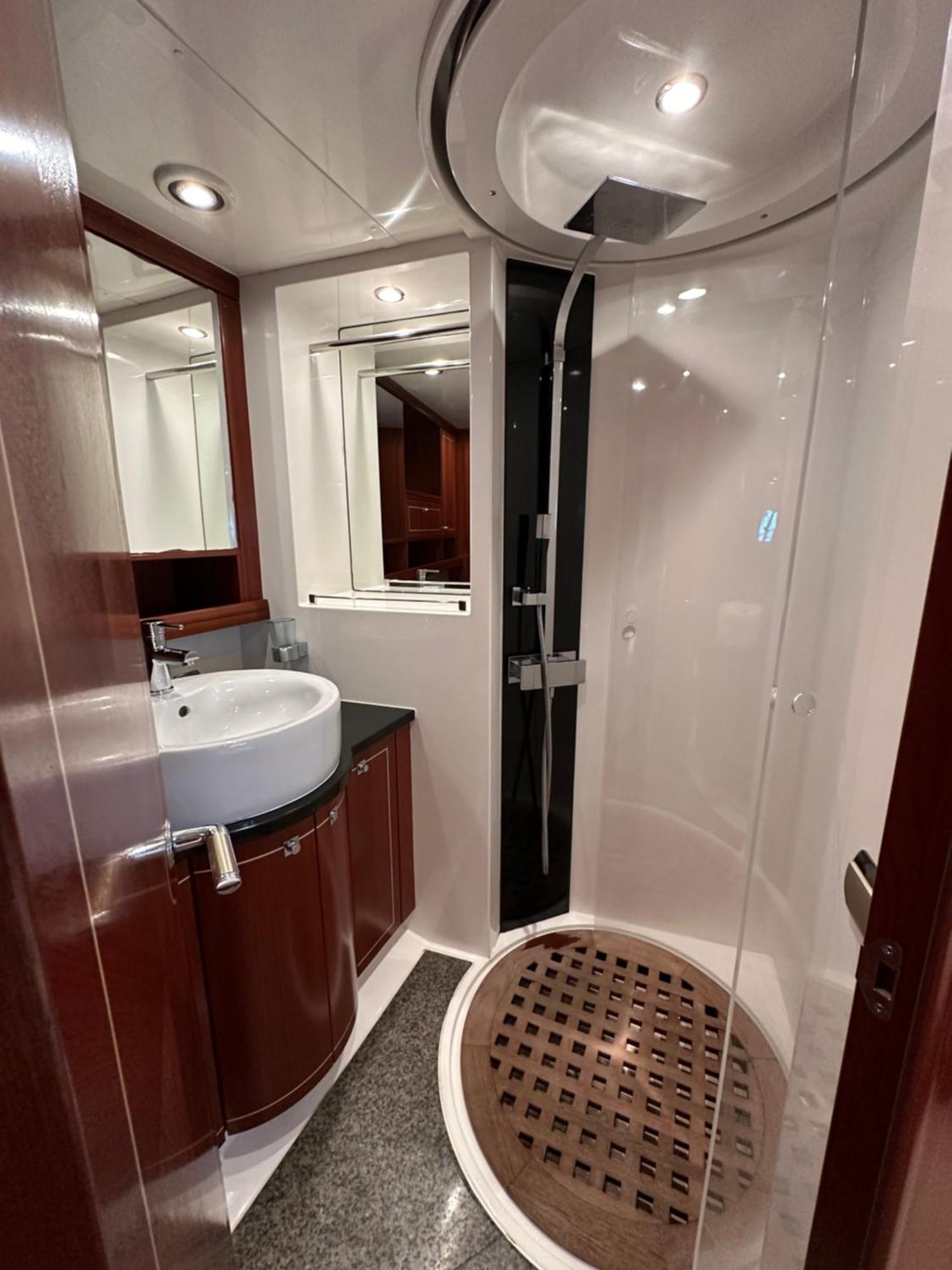 Yacht Pegasus II Hotel Barcelona Ngoại thất bức ảnh